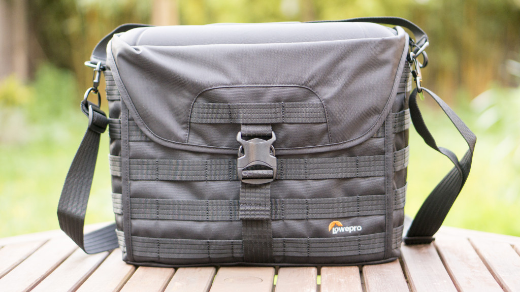 lowepro Pro Tactic SH 200 AW1