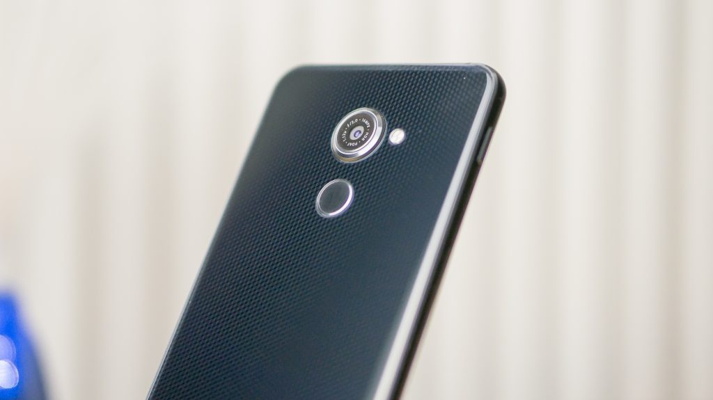 vodafone smart platinum 7 4