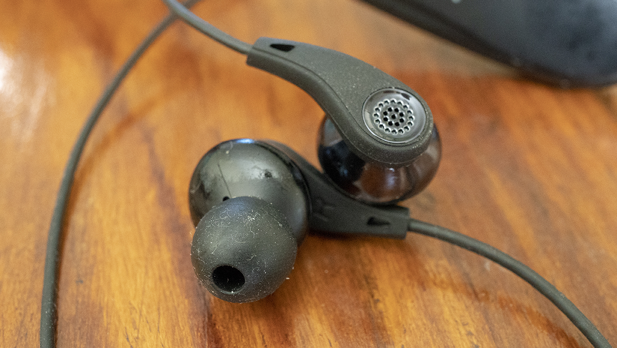 Edifier W360BT Wearable Bluetooth Earbuds