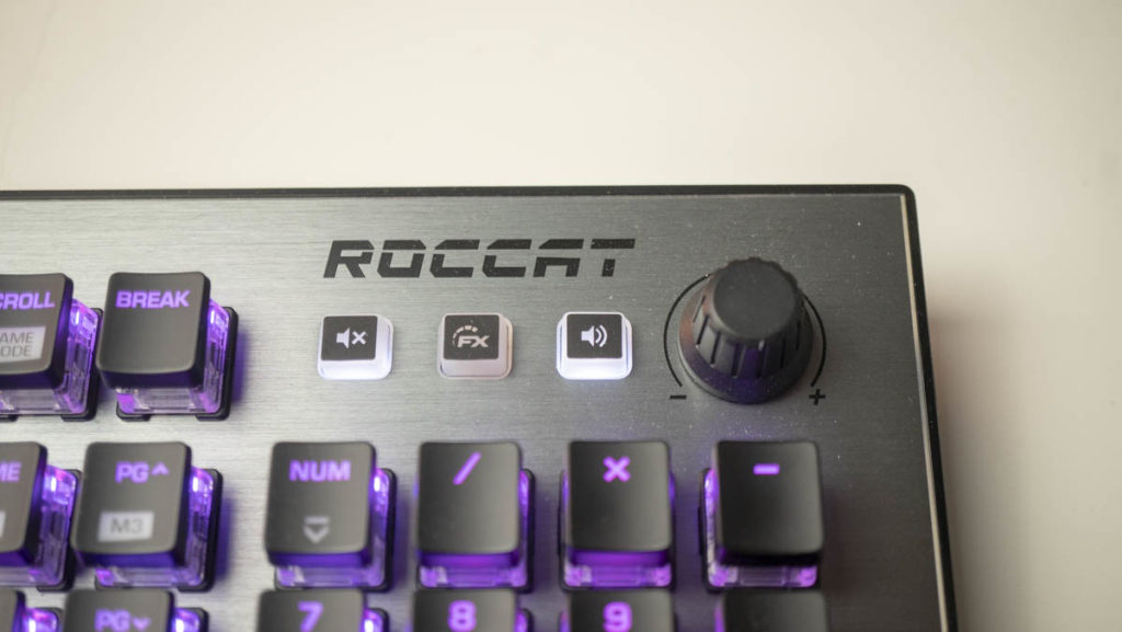 Roccat Vulkan 120 AIMO