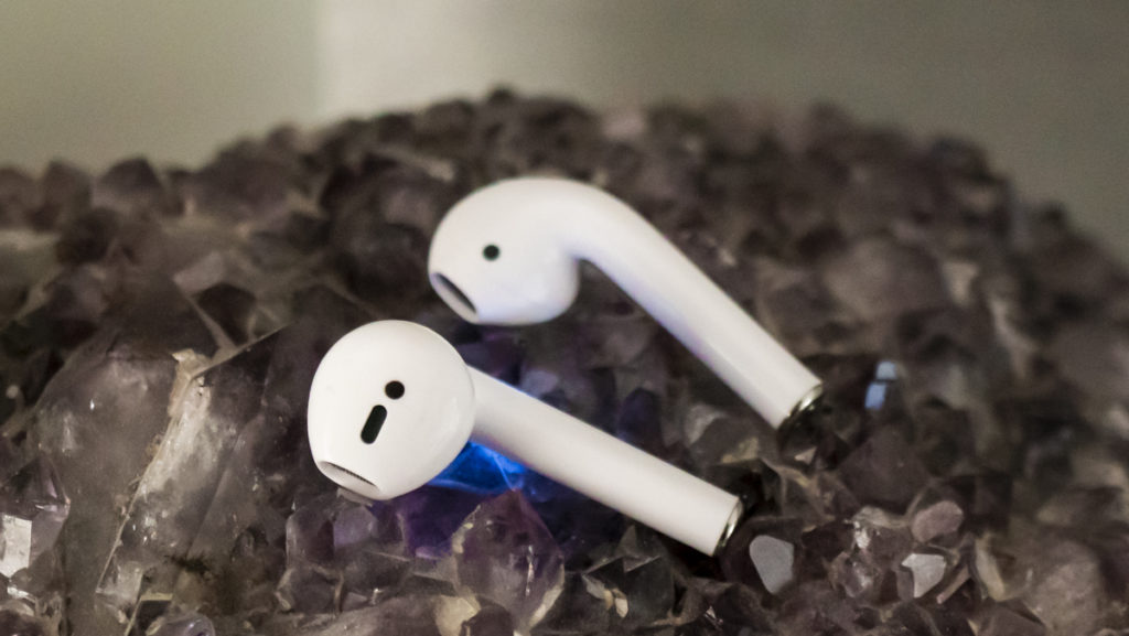 i100 tws wireless headphones 3