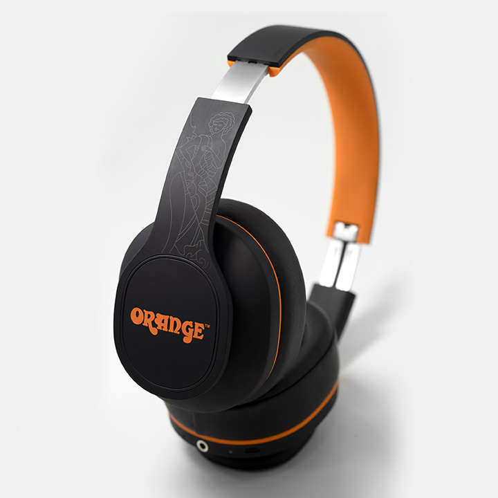 Crest_Headphones_Feature_1_(Band_Extended)