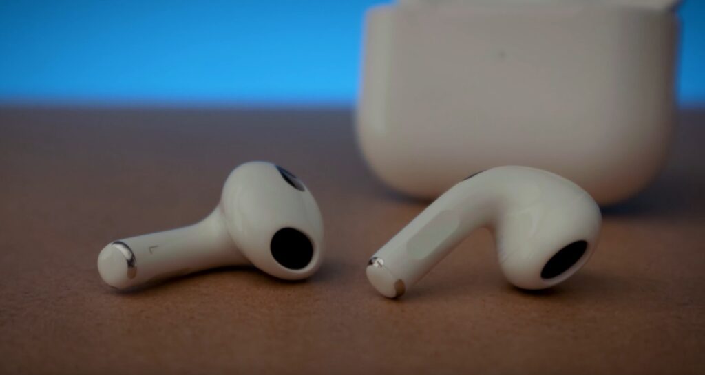 airpods_2